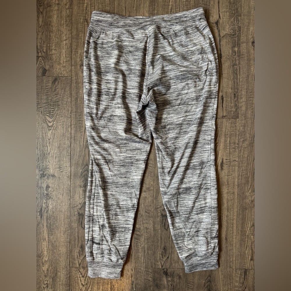 Lululemon Ready To Rulu Jogger- Size 10 - Picture 6 of 8